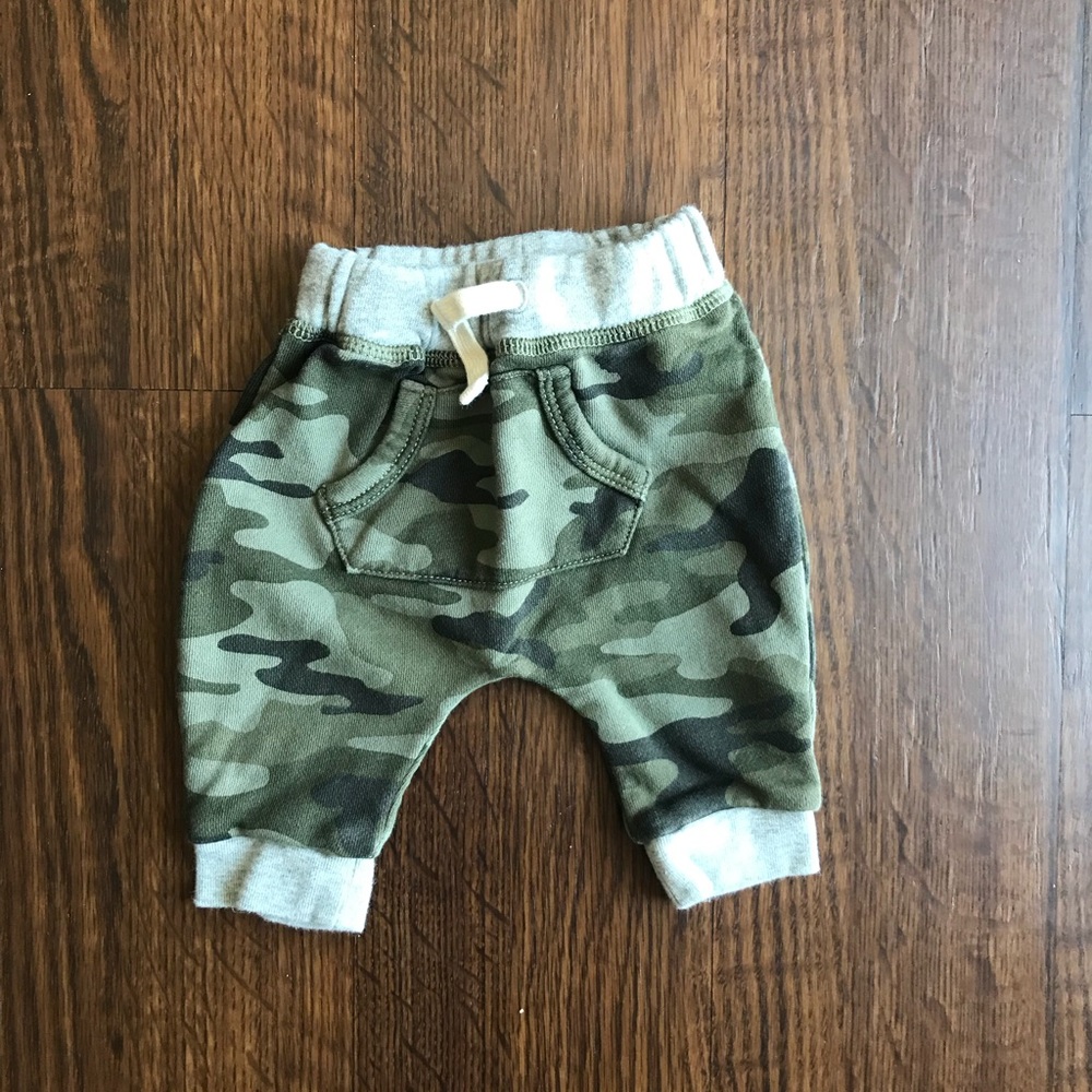Baby gap Camo joggers
